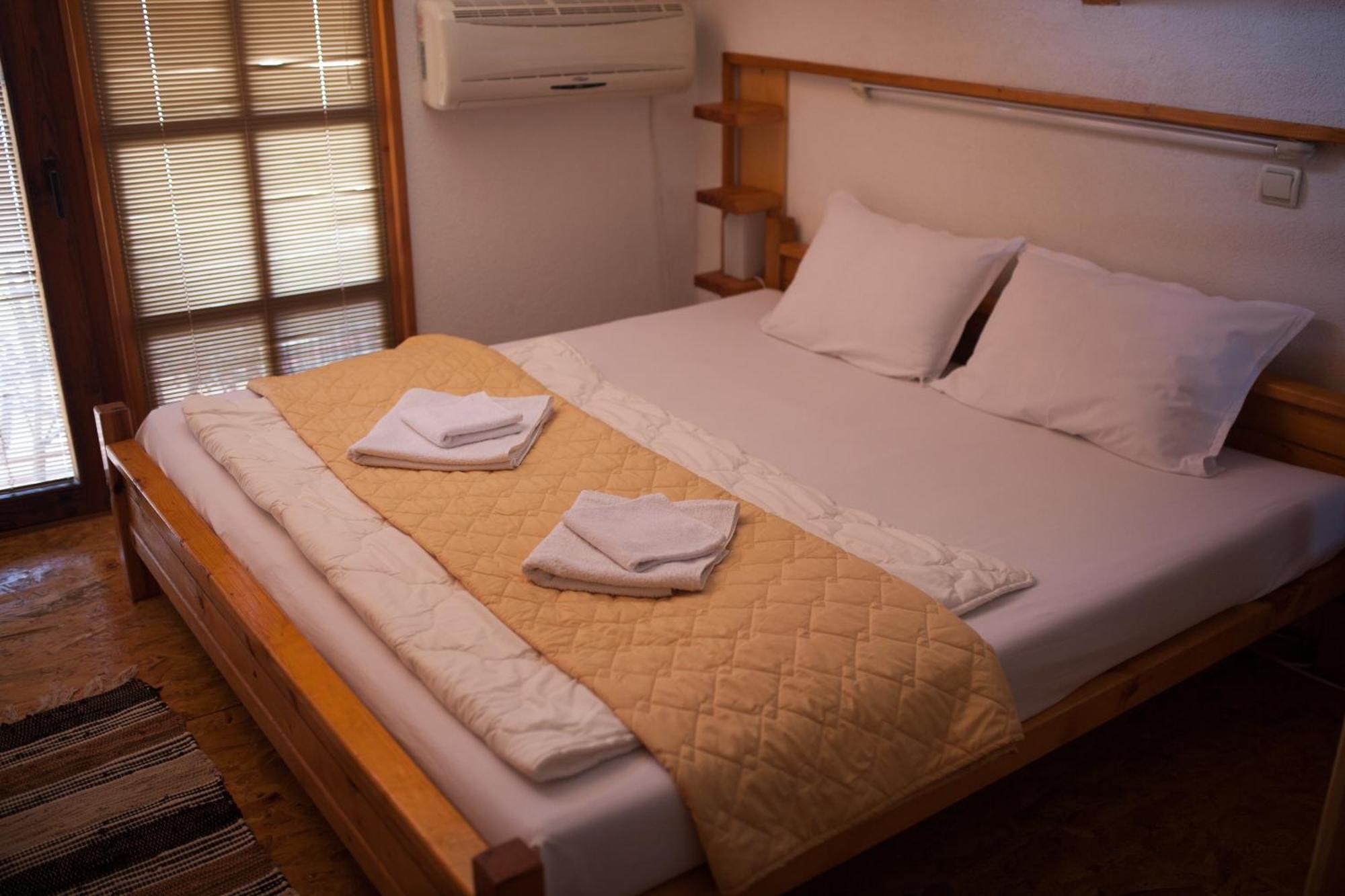Robinson Sunset Guest House لاغادين الغرفة الصورة