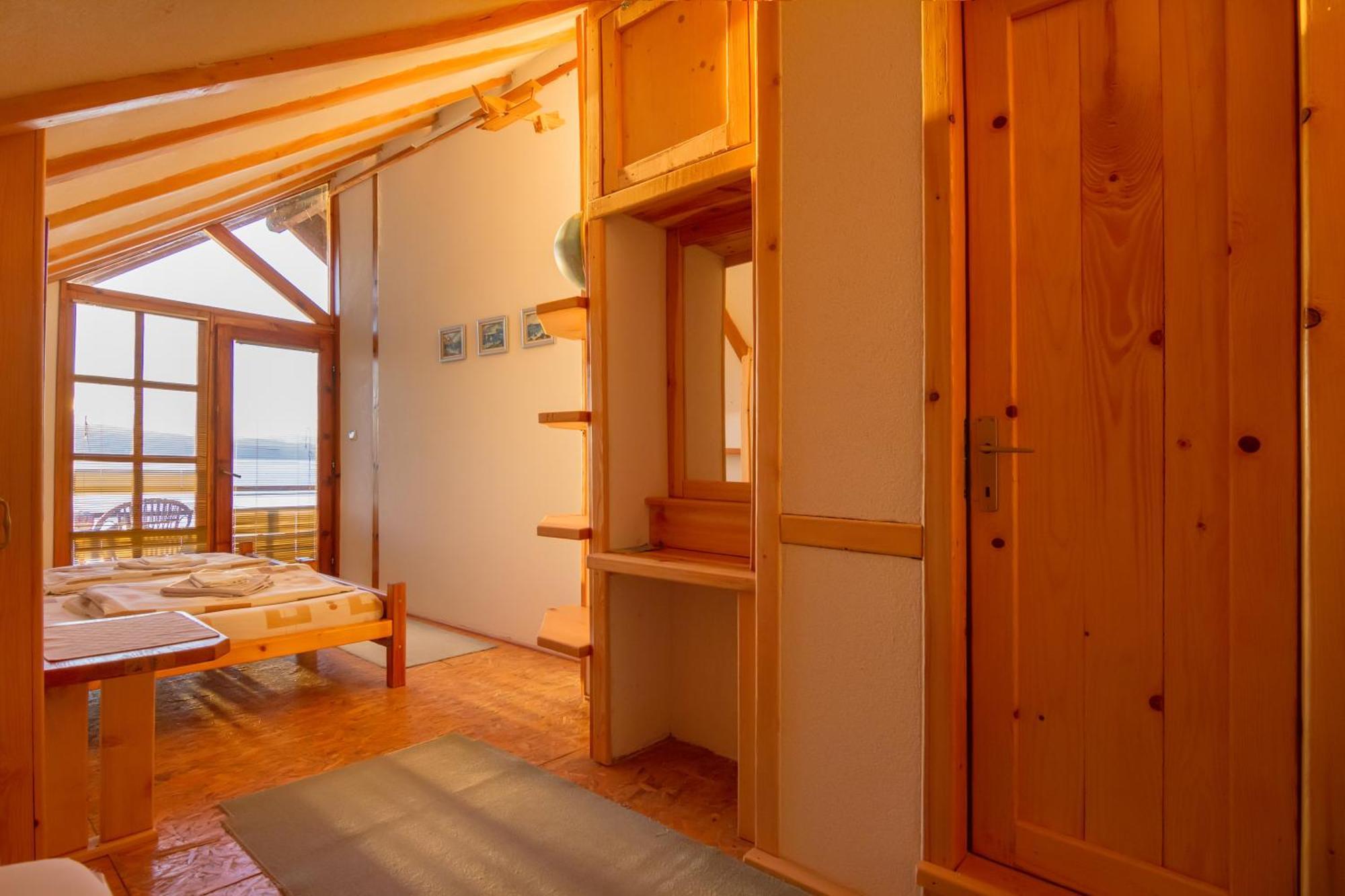 Robinson Sunset Guest House لاغادين الغرفة الصورة
