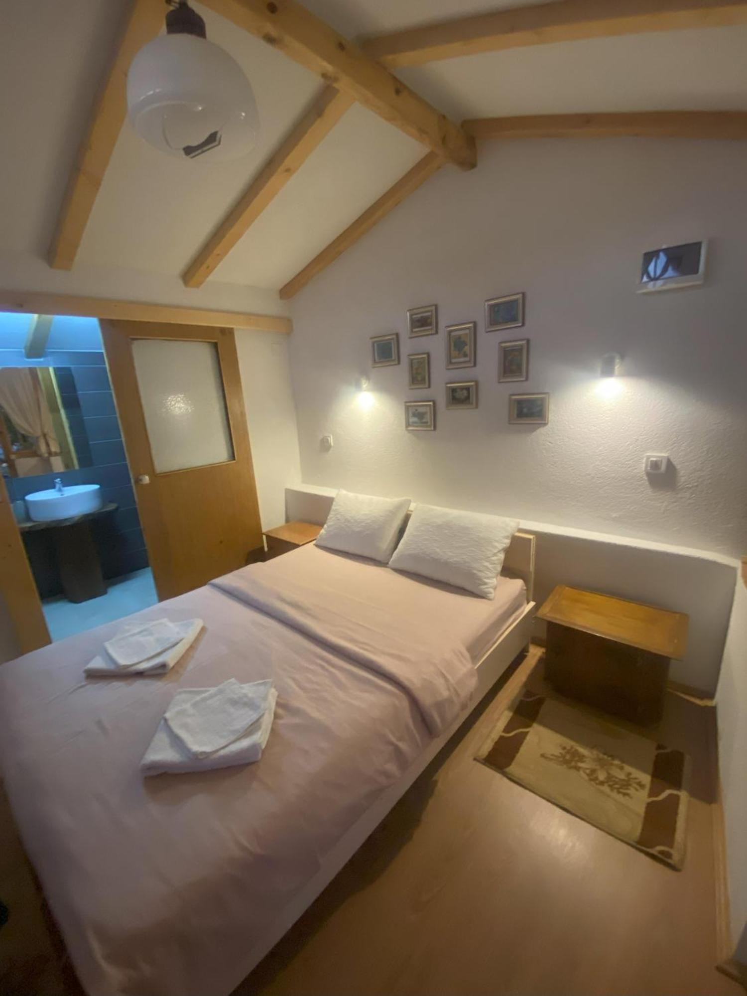 Robinson Sunset Guest House لاغادين الغرفة الصورة